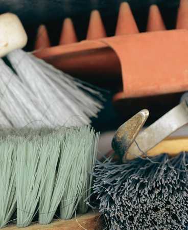 horse grooming supplies